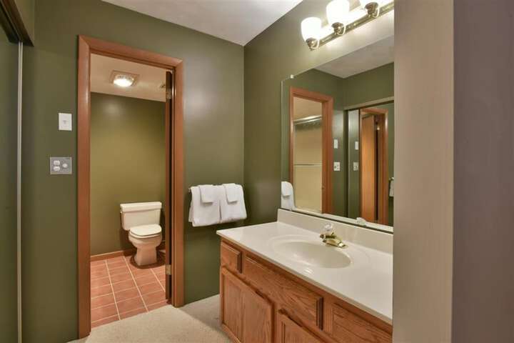 1 Bedroom Condo Villa Queen Bed Sofa (113 of 252)