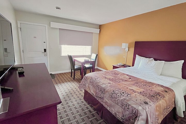 Room 14 of 56