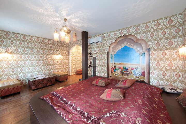 Room 17 of 61