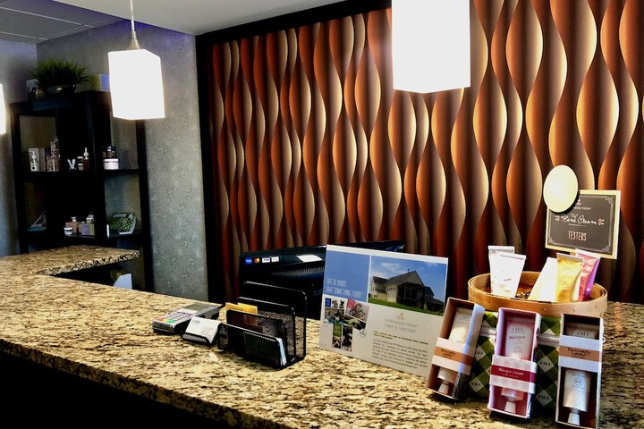 Spa reception