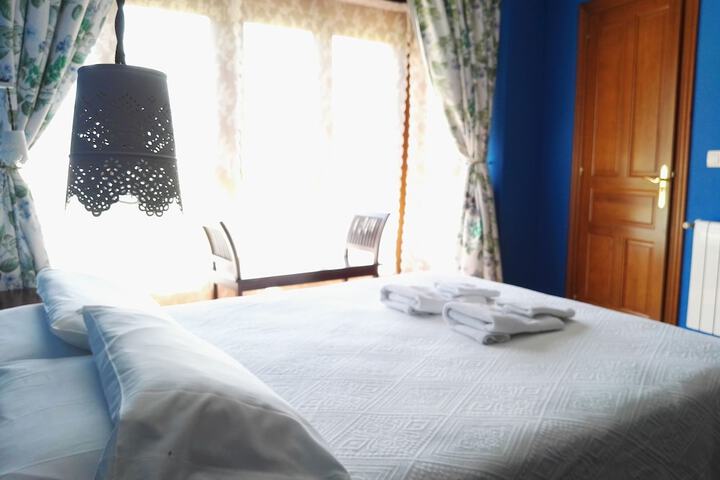 Room 17 of 34