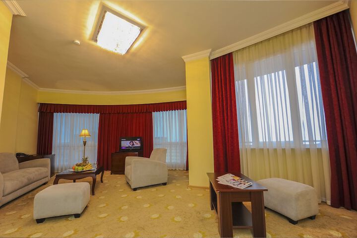 Room 60 of 107