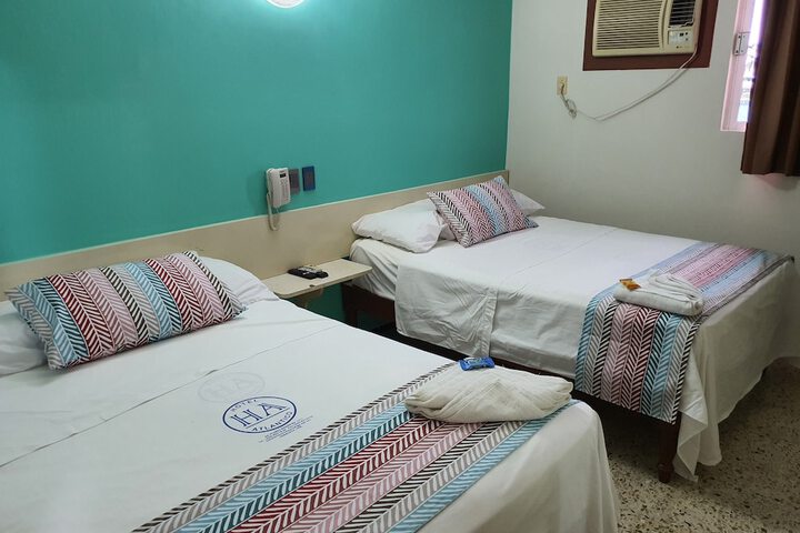 Room 4 of 40