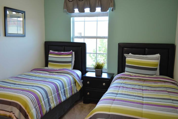 Room 74 of 221