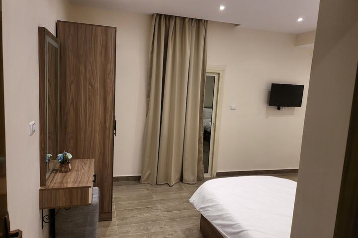 Room 5 of 55