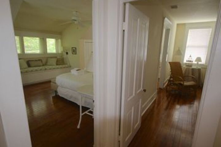 Room 65 of 137