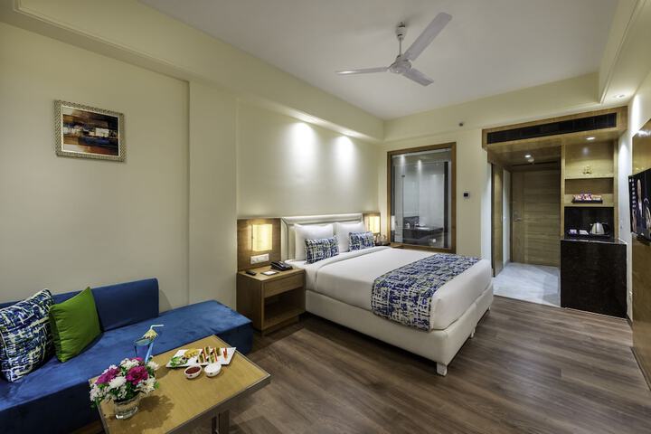 Room 6 of 21