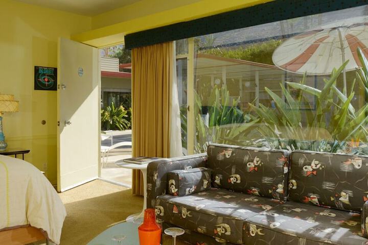Room 7 of 25