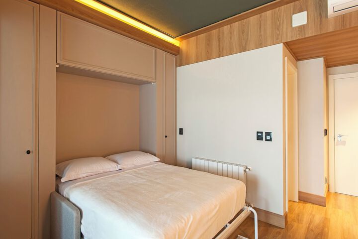 Room 13 of 47