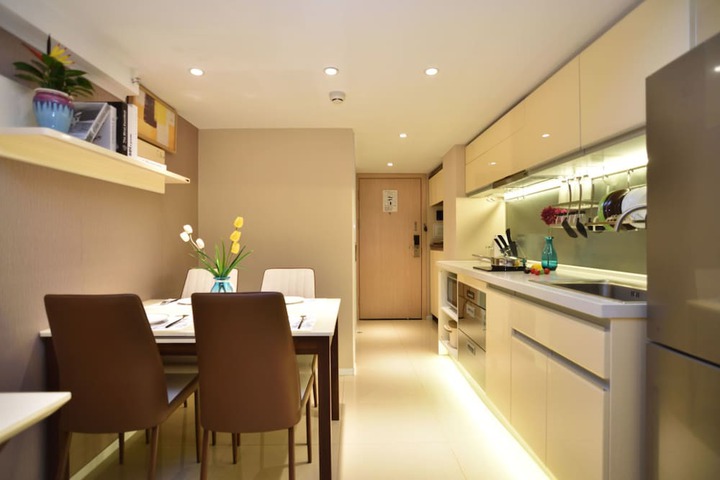Room 14 of 48