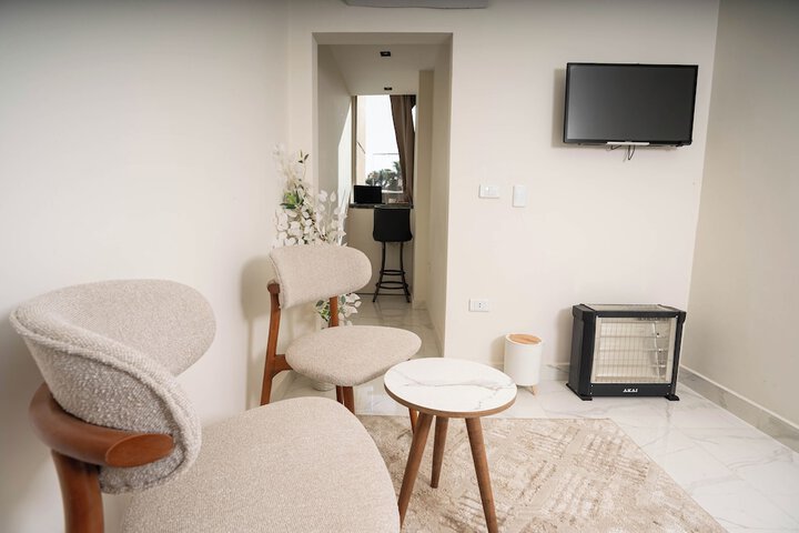 Room 26 of 47