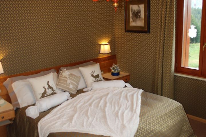 Room 5 of 53