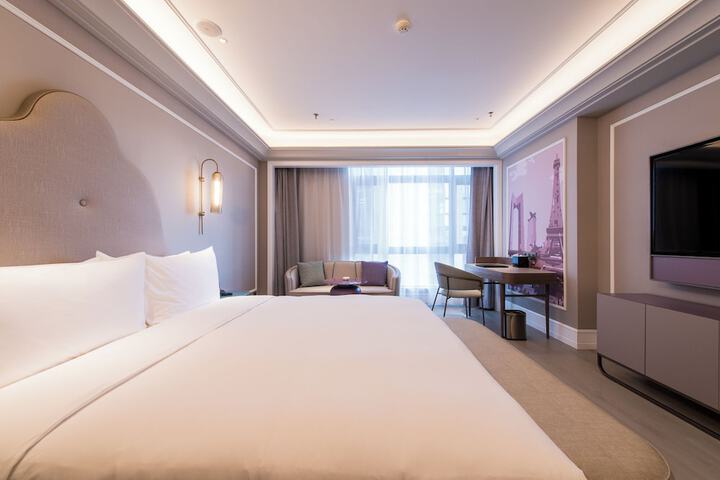Room 26 of 55