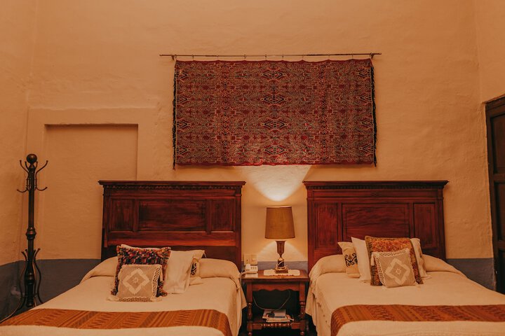 Room 8 of 151