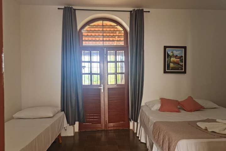 Room 37 of 157