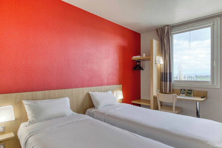 Room 20 of 44