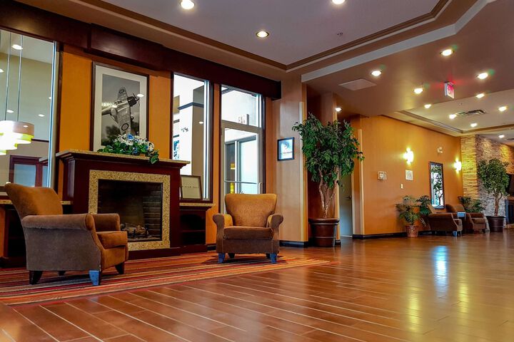 Hotel Lobby