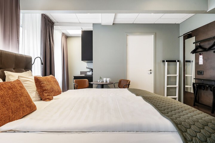 Room 59 of 115
