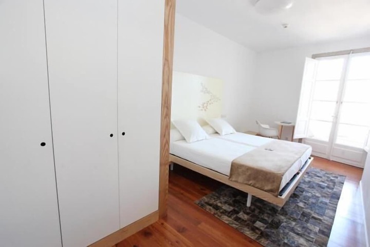 Room 15 of 53