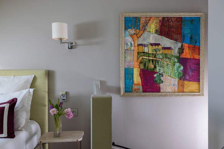 Room 43 of 84