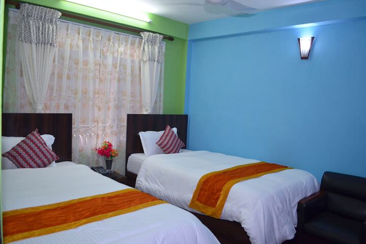 Room 16 of 31