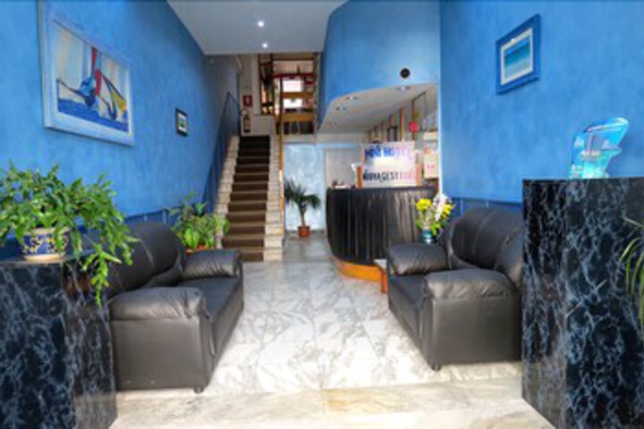 Mini Hotel
