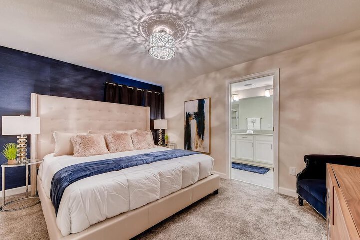 Room 3 of 48