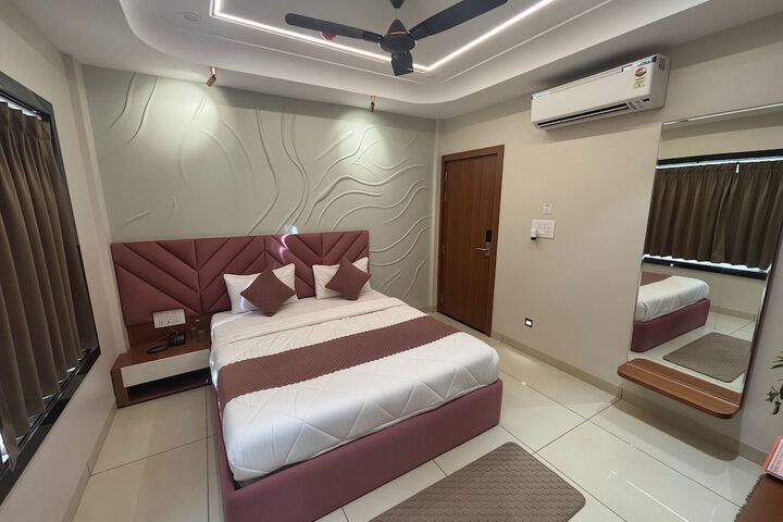 Room 8 of 56