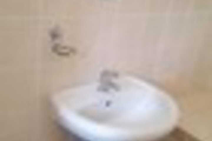 Room 110 of 171