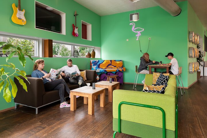 Guest Lobby