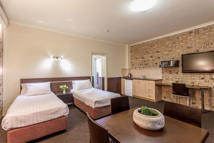 Room 10 of 47