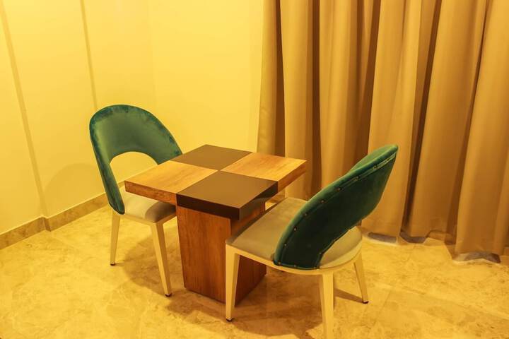 Room 13 of 45