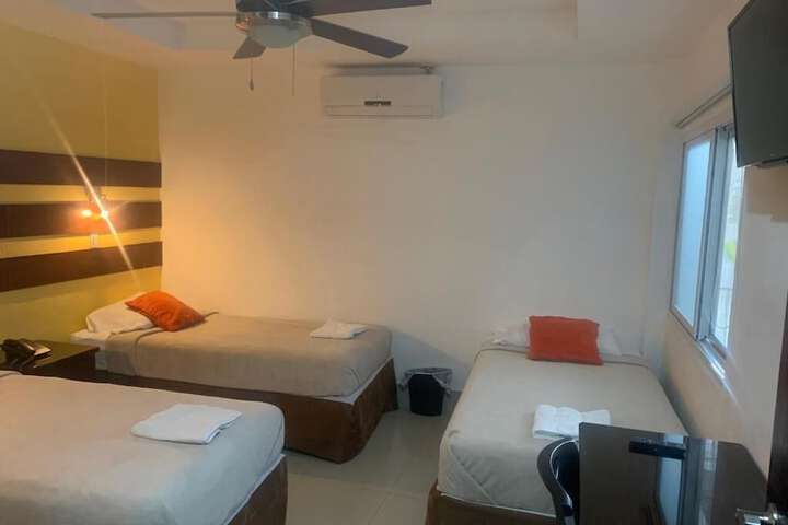 Room 6 of 22