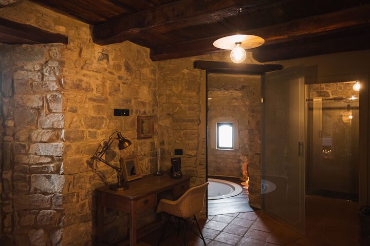 Room 13 of 62