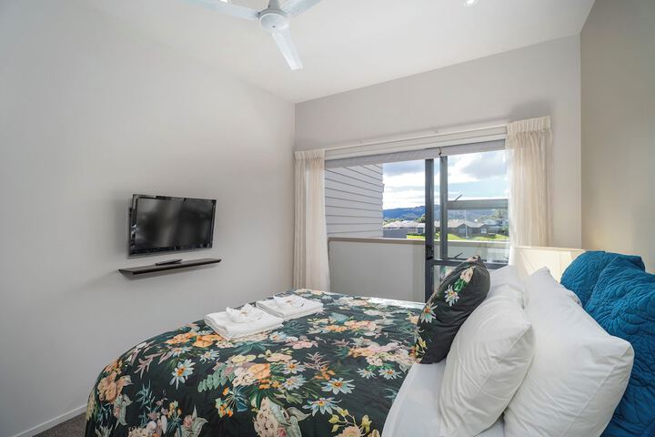 Room 10 of 81