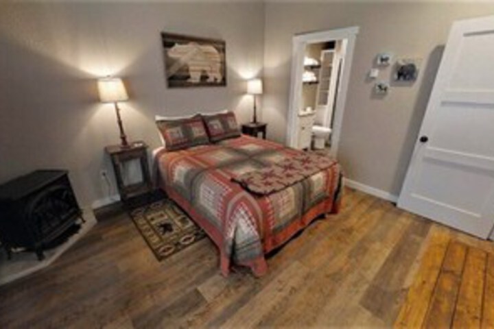 Room 26 of 27
