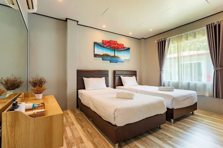 Room 28 of 154