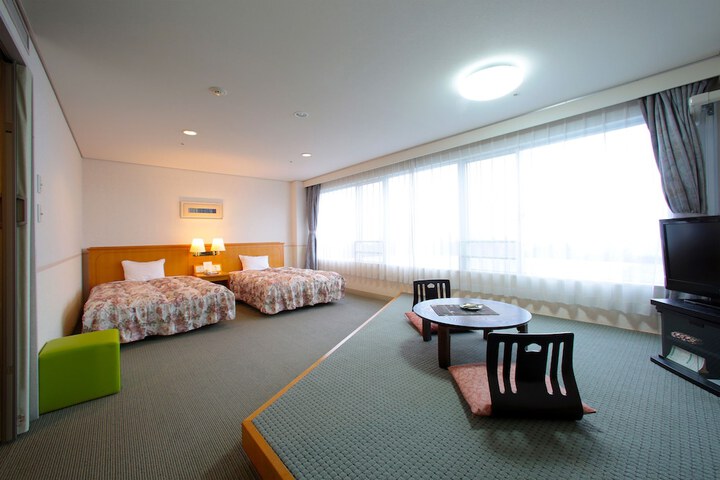 Room 18 of 53