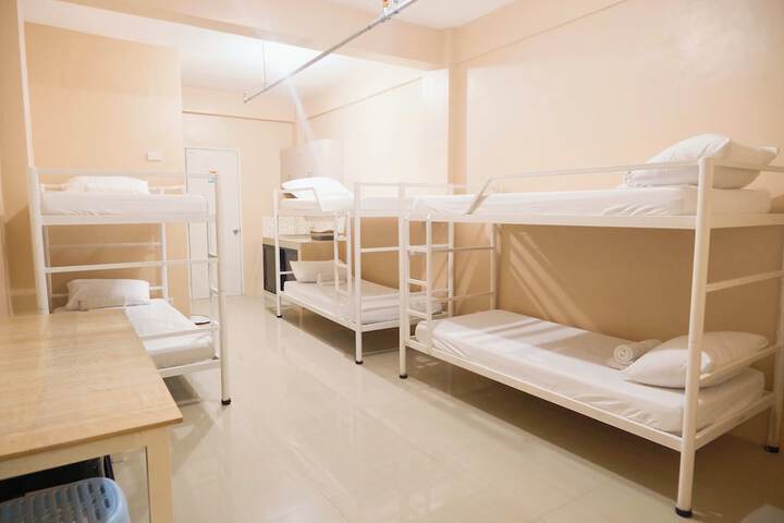 Room 29 of 70