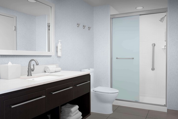 Bathroom shower