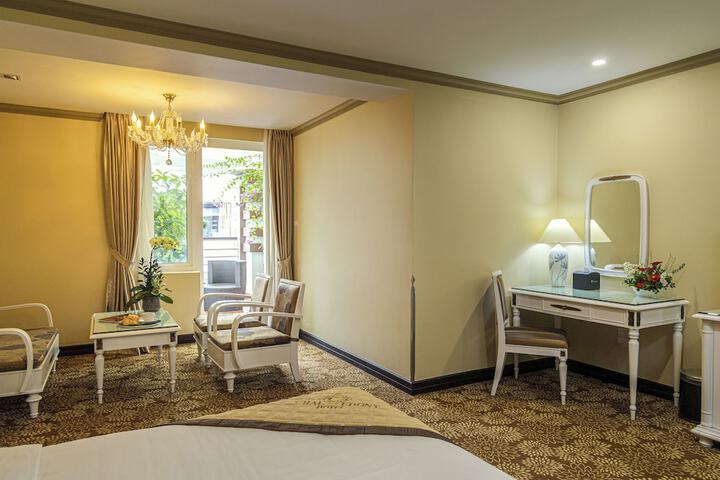 Room 19 of 60