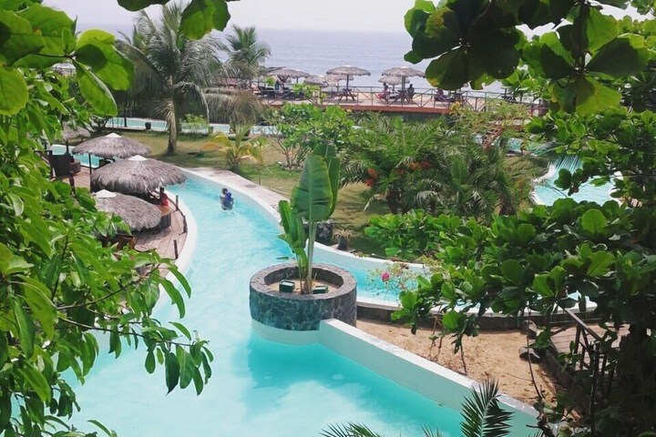 Pool 79 of 131