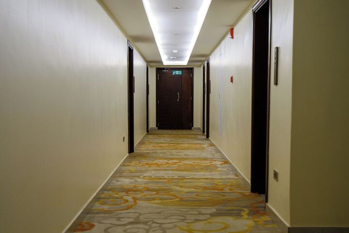 Room 9 of 47