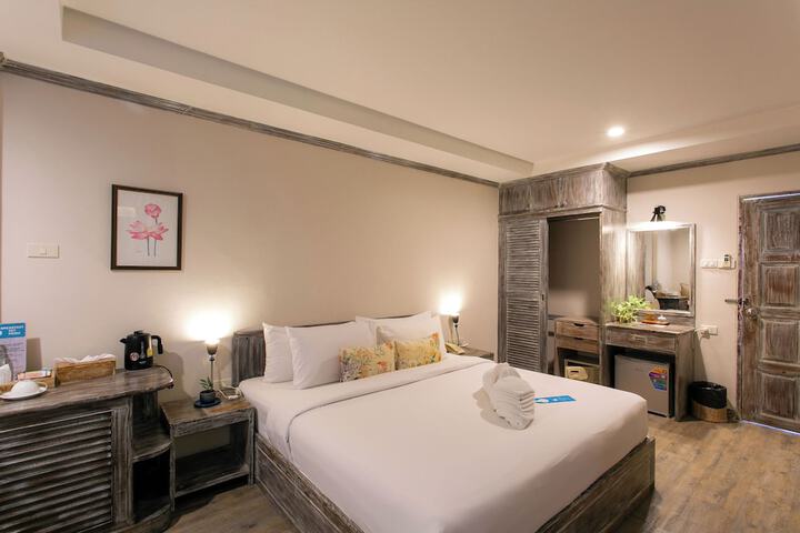 Room 65 of 150
