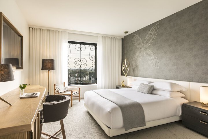 Room 25 of 111
