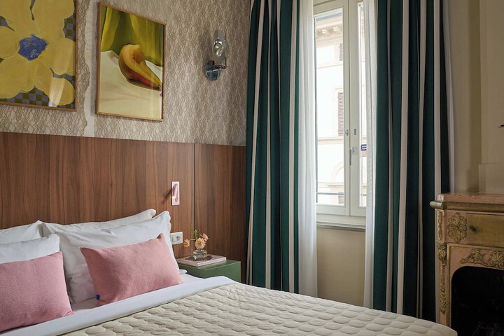 Room 10 of 47