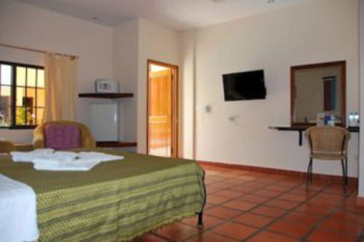Room 8 of 26