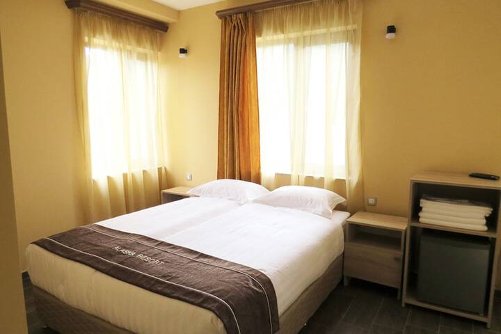 Room 58 of 196