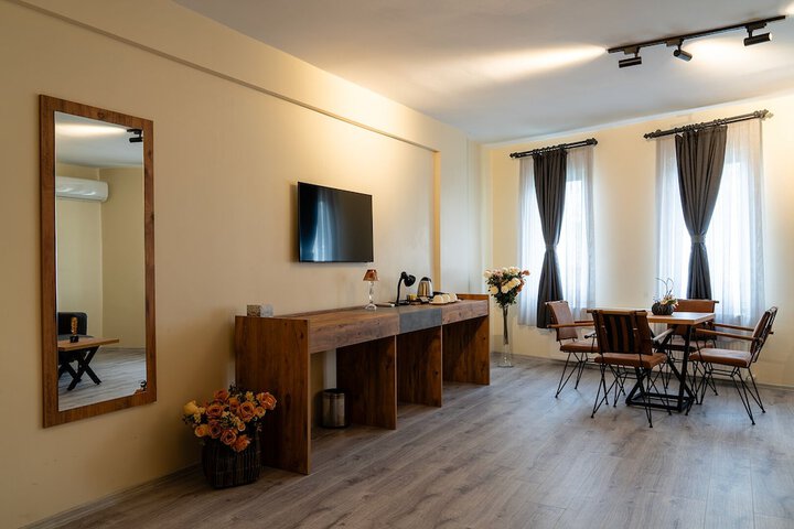 Room 40 of 60