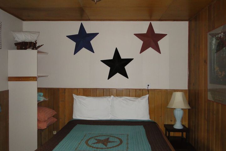 Room 2 of 41